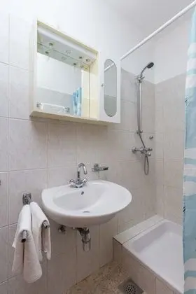 Tek Büyük Yataklı Oda, Teras, Deniz Manzaralı