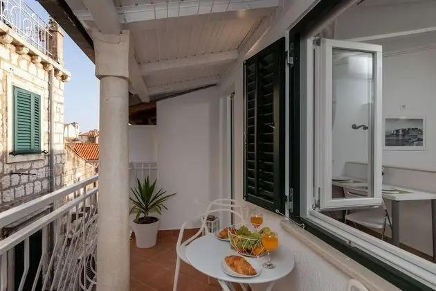Apart Daire (One Bedroom Apartment with Terrace)
