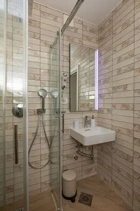 Tek Büyük Yataklı Oda (Double Room (1st floor))