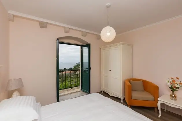 İki Ayrı Yataklı Oda (Superior Double Room - Soba 3)