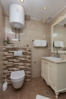 İki Ayrı Yataklı Oda (Superior Double Room - Soba 3)