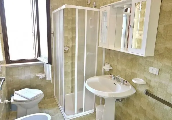 Apart Daire, 2 Yatak Odası, Sigara İçilmez