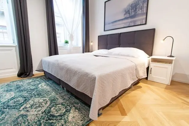 Deluxe Apart Daire