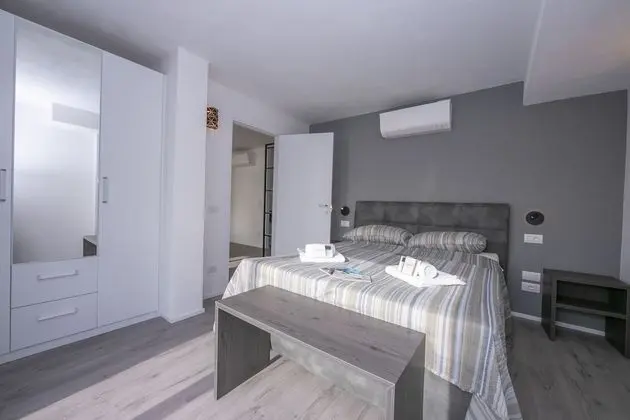 Standard Apart Daire, Birden Çok Yatak, 2 Banyolu, Dağ Yamacı (Apartment Rustichel With Lake View)