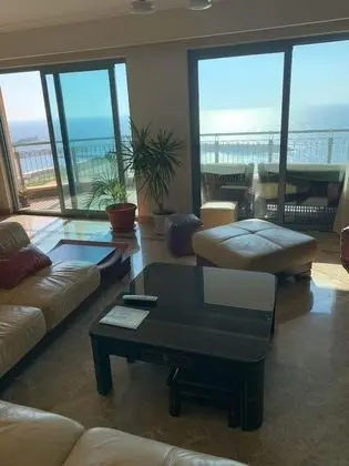 Apart Daire, Deniz Manzaralı (Three-Bedroom Apartment)
