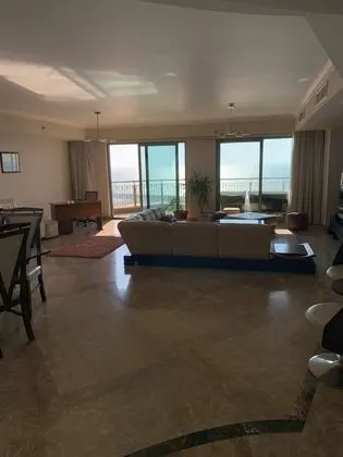 Apart Daire, Deniz Manzaralı (Three-Bedroom Apartment)