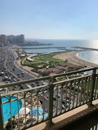 Apart Daire, Deniz Manzaralı (Three-Bedroom Apartment)