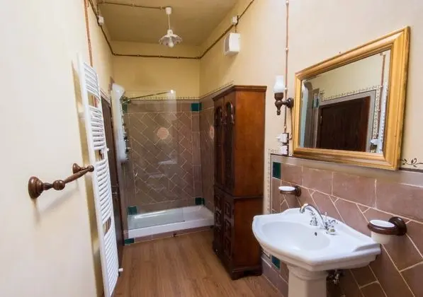 Apart Daire, 2 Yatak Odası, Şömine