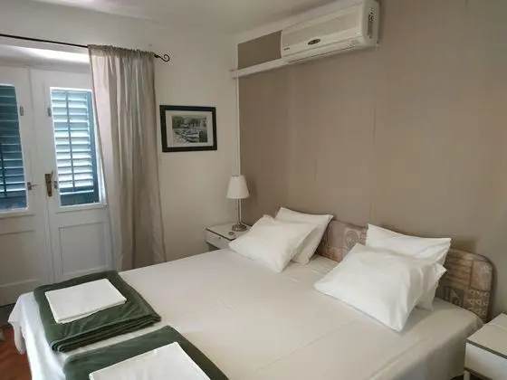 Apartment (One Bedroom Apartment)