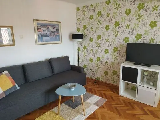 Apartment (One Bedroom Apartment)