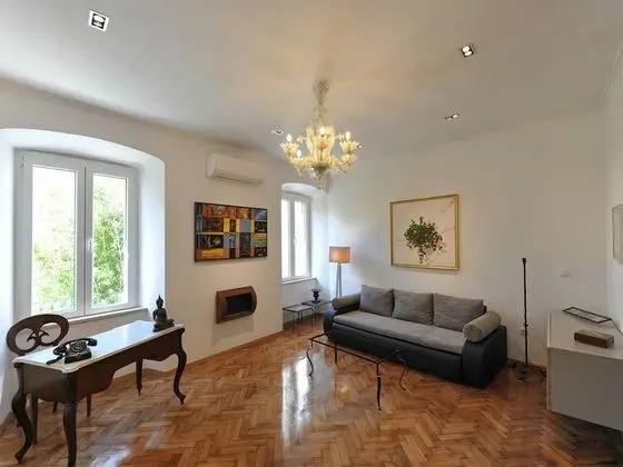 Apart Daire (Two Bedroom Apartment with Terrace an)