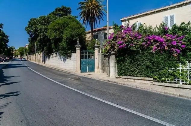 Apart Daire (Two Bedroom Apartment with Terrace an)