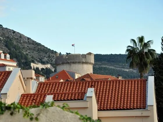 Apart Daire (Two Bedroom Apartment with Terrace an)