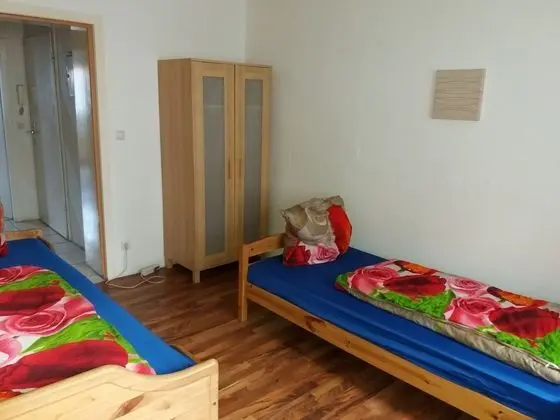 Basic Apart Daire, Birden Çok Yatak, Sigara İçilmez, Avlu Manzaralı