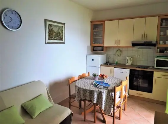 Apart Daire, 2 Yatak Odası, Balkon