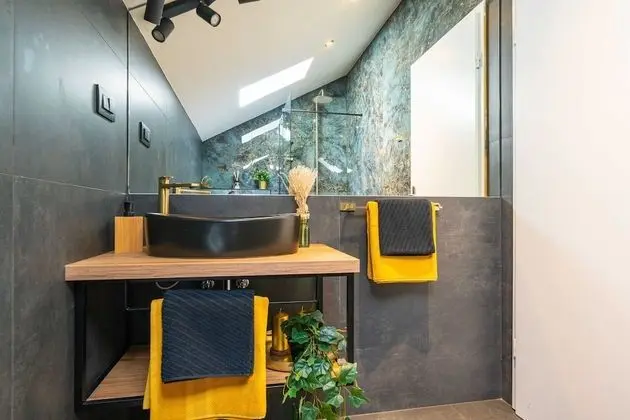 Apart Daire (Triplex Three-Bedroom Apartment with )