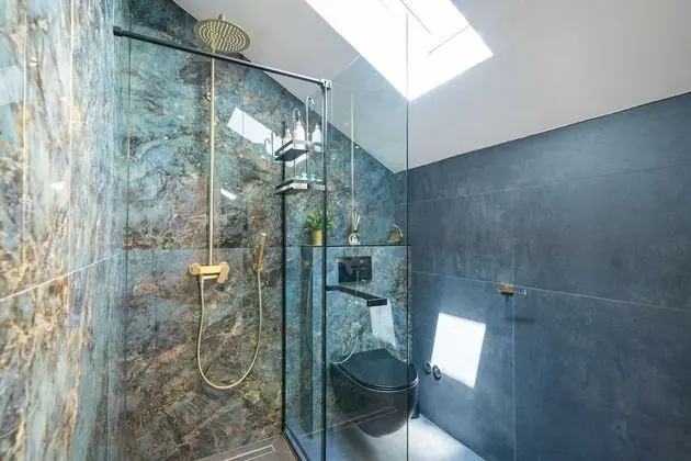 Apart Daire (Triplex Three-Bedroom Apartment with )