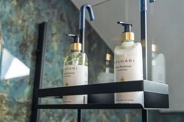 Apart Daire (Triplex Three-Bedroom Apartment with )