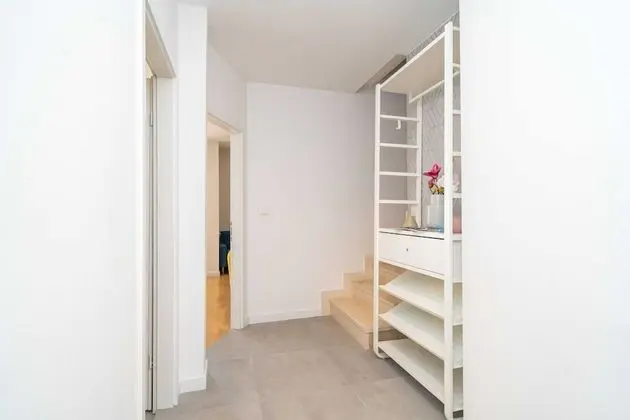 Apart Daire (Triplex Three-Bedroom Apartment with )