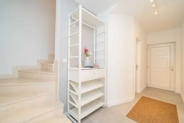 Apart Daire (Triplex Three-Bedroom Apartment with )