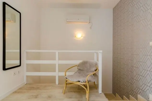 Apart Daire (Triplex Three-Bedroom Apartment with )