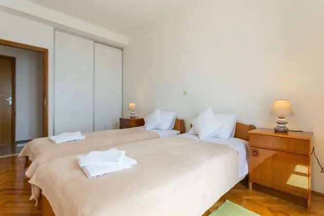 Apart Daire, Deniz Manzaralı