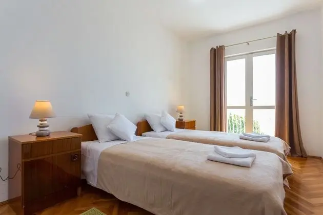 Apart Daire, Deniz Manzaralı