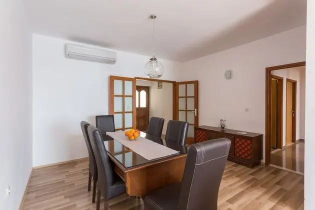 Apart Daire, Deniz Manzaralı