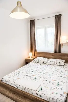 Apart Daire, 1 Büyük (Queen) Boy Yatak ve Çekyat, Deniz Manzaralı