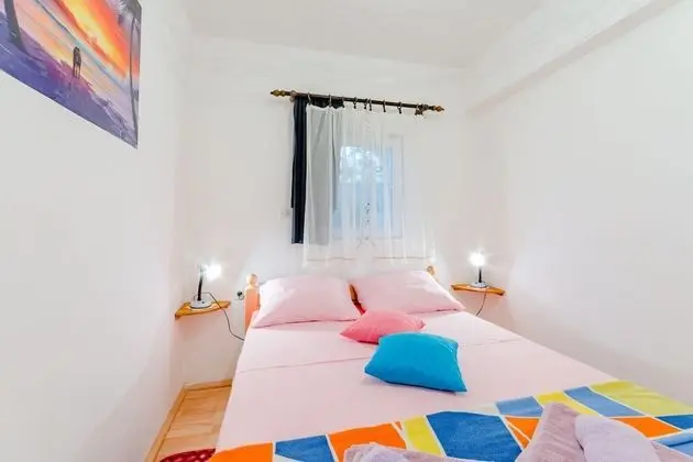 Apart Daire (Three-Bedroom Apartment with Pool)
