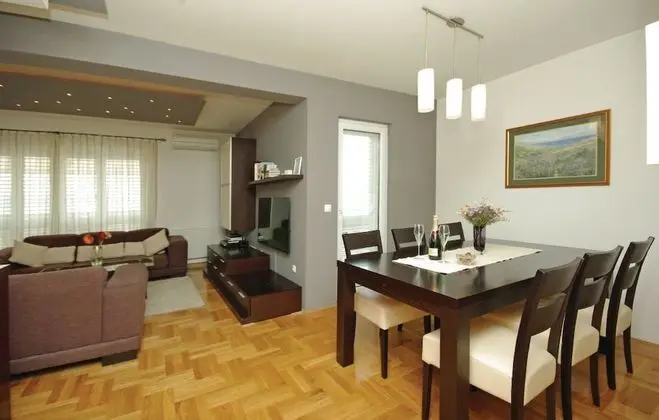 Apart Daire, Teras, Deniz Manzaralı