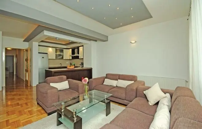 Apart Daire, Teras, Deniz Manzaralı