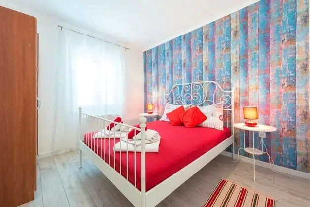 Apart Daire (Three Bedroom Apartment with Sea View)