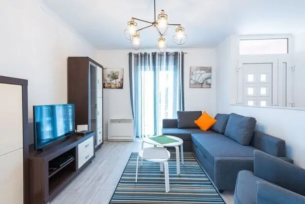 Apart Daire (Three Bedroom Apartment with Sea View)