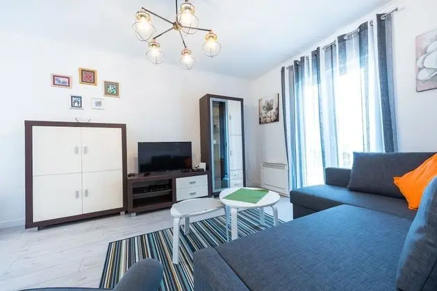 Apart Daire (Three Bedroom Apartment with Sea View)