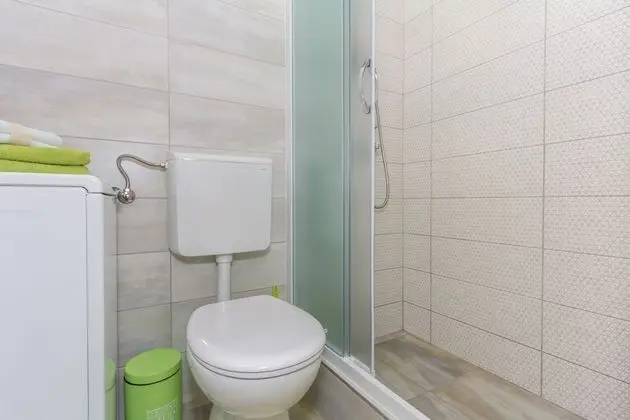 City Apart Daire, Zemin Kat