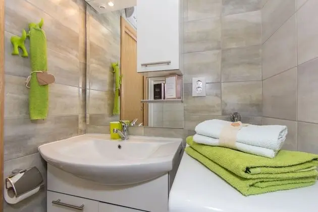 City Apart Daire, Zemin Kat