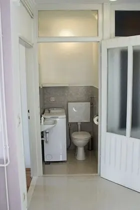 Apart Daire (Two-Bedroom Apartment with Balcony)