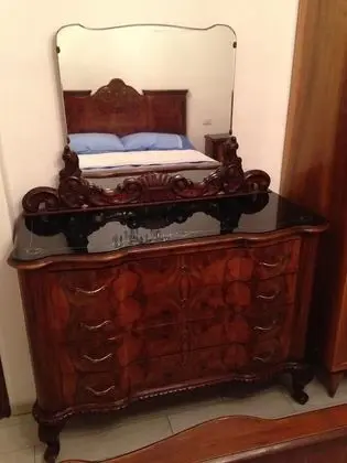 Tek Büyük Yataklı Oda, Ortak Banyo