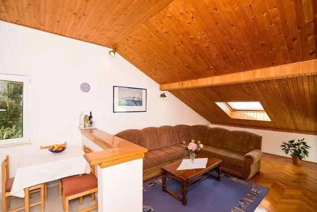 Apart Daire (Two-Bedroom Apartment with Balcony an)