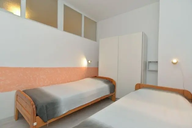 Apart Daire, 2 Yatak Odası (242/545)