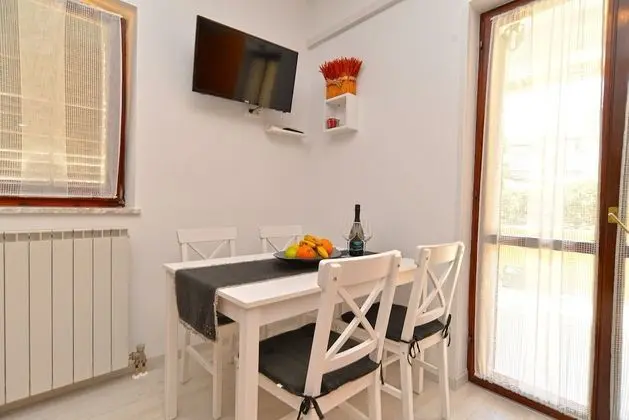 Apart Daire, 2 Yatak Odası (242/545)