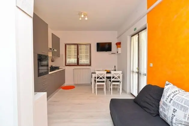 Apart Daire, 2 Yatak Odası (242/545)