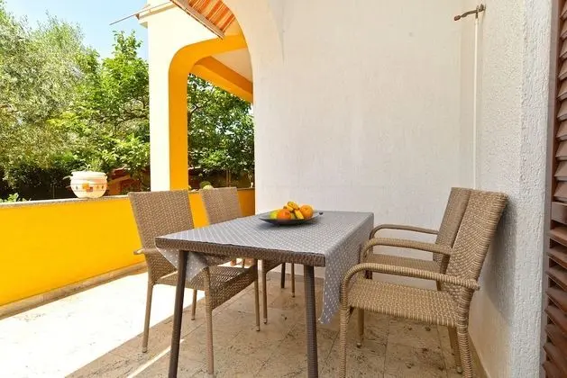 Apart Daire, 2 Yatak Odası (242/545)