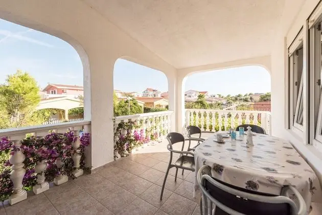 Economy Apartment A1