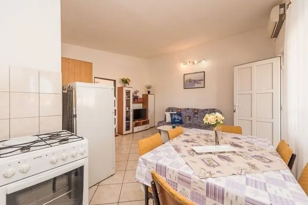Economy Apartment A1