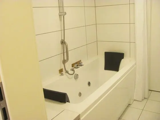 City Süit, Özel Banyo (4 | Suite Kaffee-Küche)