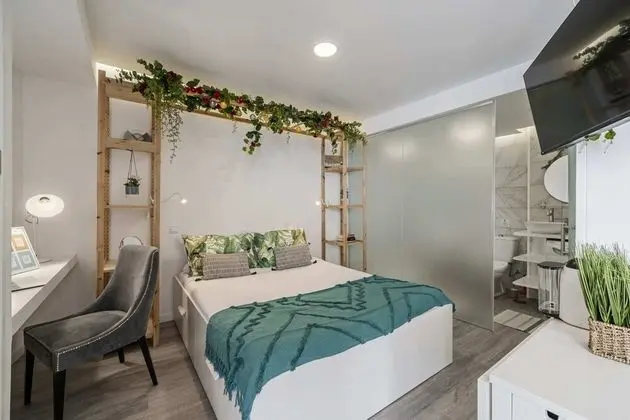Basic Apart Daire, 1 Büyük (Queen) Boy Yatak ve Çekyat, Deniz Manzaralı