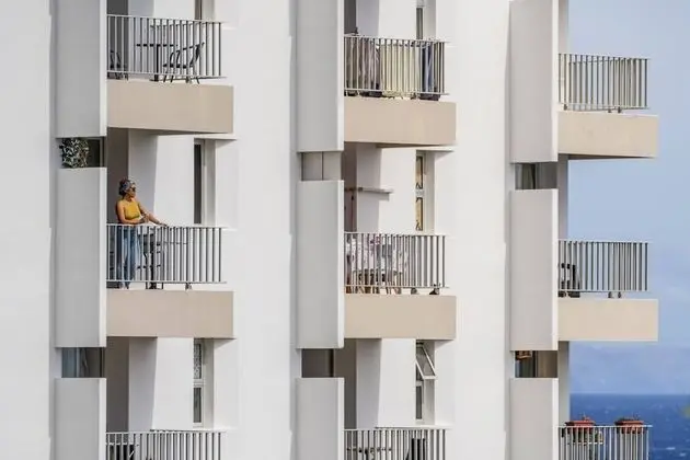 Basic Apart Daire, 1 Büyük (Queen) Boy Yatak ve Çekyat, Deniz Manzaralı