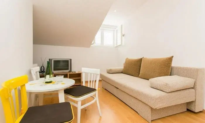 Apart Daire (One-Bedroom Apartment)